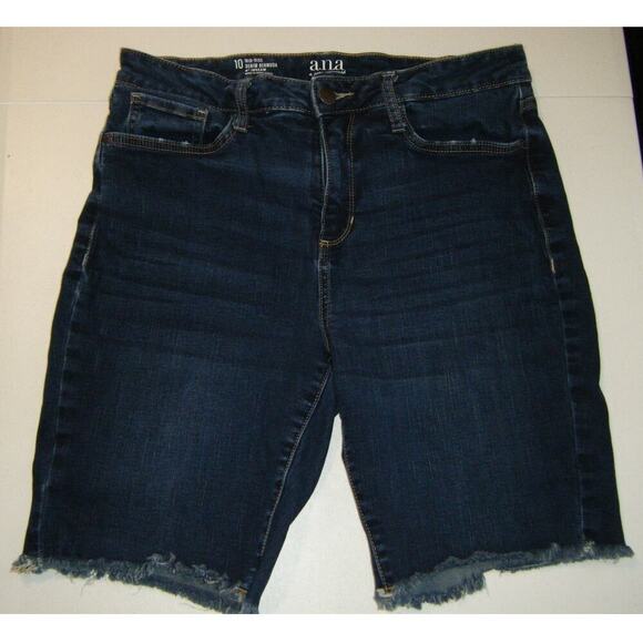a.n.a. Mid-Rise Denim Bermuda Size 10 Dark Wash Women's Shorts - Picture 1 of 3